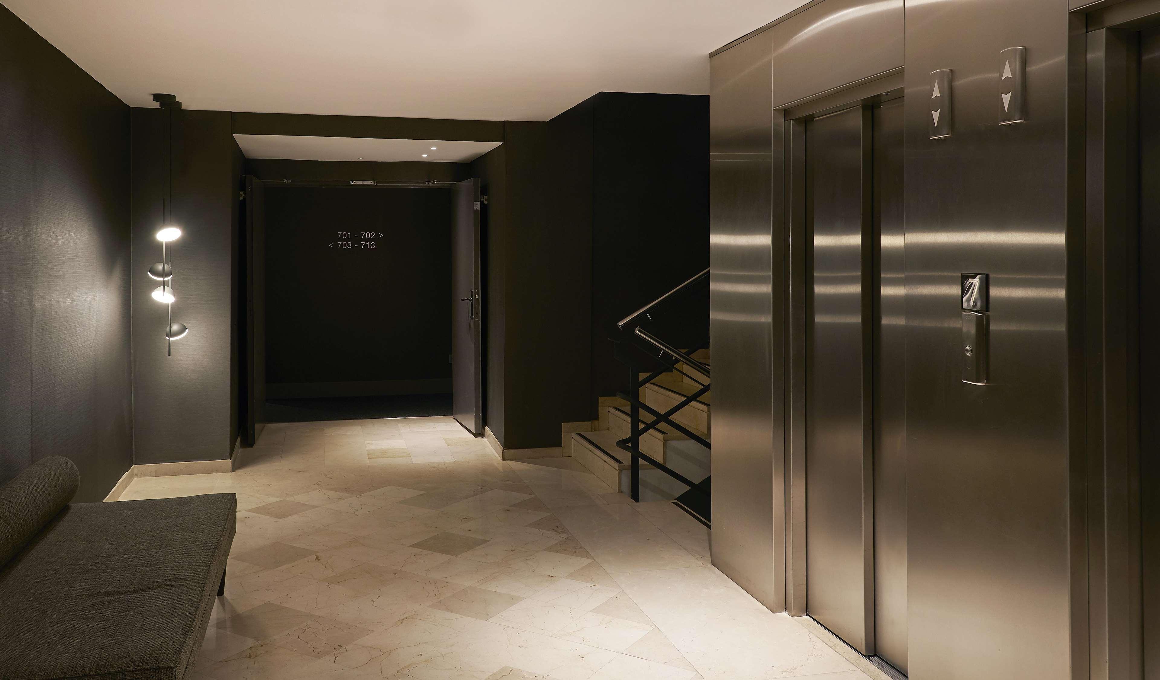Nh Sants Barcelona Hotel Екстериор снимка