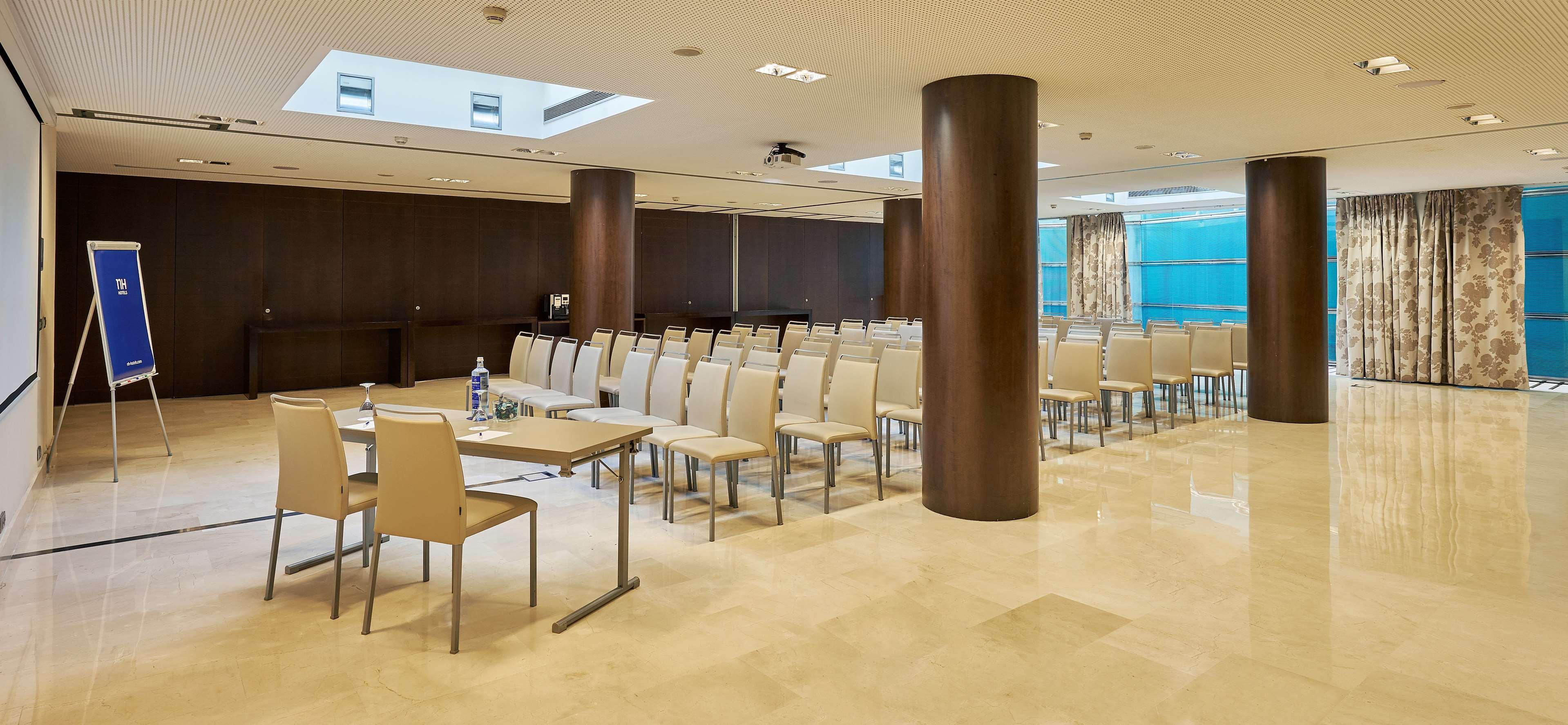 Nh Sants Barcelona Hotel Екстериор снимка